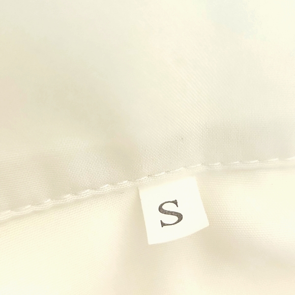 White Bell sleeve blouse - Picture 8 of 8